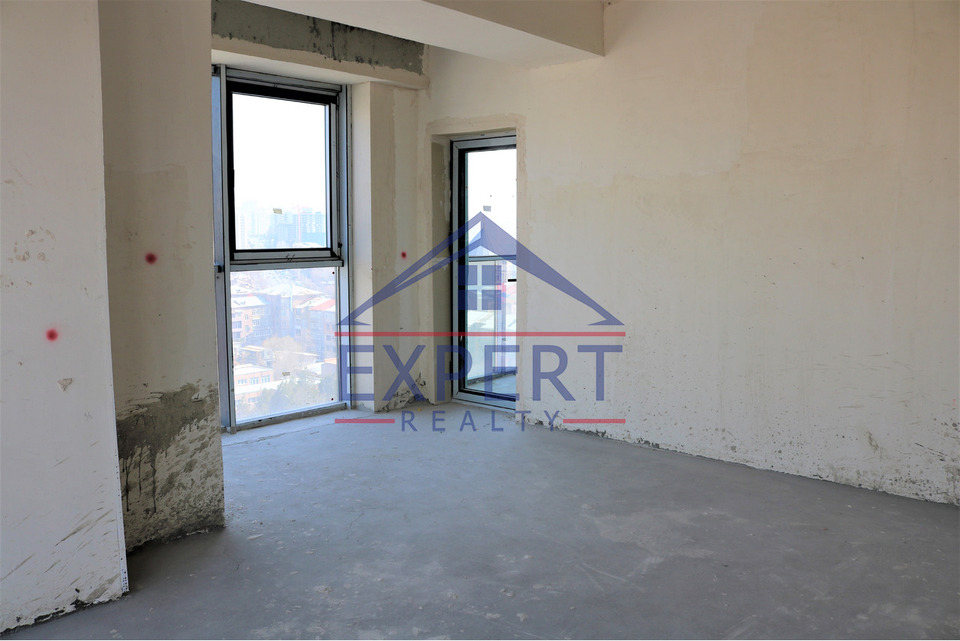 ԱՐԱԲԿԻՐ, ԿՈՄԻՏԱՍԻ ՊՈՂՈՏԱ, 3 ՍԵՆՅԱԿ