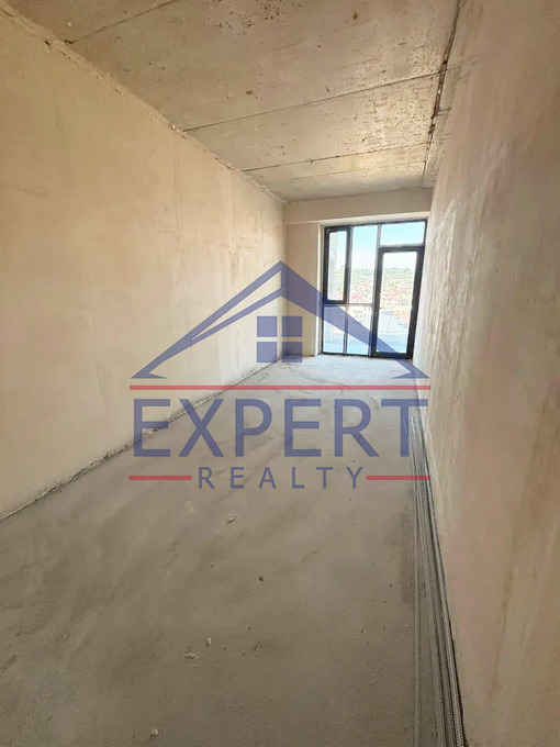 ԱՎԱՆ, ՄԱՐՇԱԼ ԲԱԲԱՋԱՆՅԱՆ, 3 ՍԵՆՅԱԿ