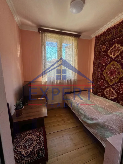 ԿԵՆՏՐՈՆ, ՖՐԻԿԻ ՓՈՂՈՑ, 3 ՍԵՆՅԱԿ