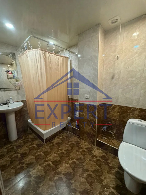 ԿԵՆՏՐՈՆ, ՖՐԻԿԻ ՓՈՂՈՑ, 3 ՍԵՆՅԱԿ