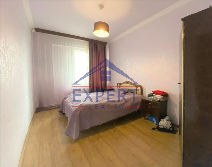 ԱՐԱԲԿԻՐ, ԳՐԻԲՈՅԵԴՈՎ ՓՈՂՈՑ, 4 ՍԵՆՅԱԿ