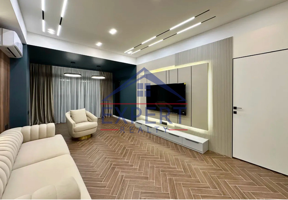 ԱՐԱԲԿԻՐ, ԿՈՄԻՏԱՍԻ ՊՈՂՈՏԱ, 3 ՍԵՆՅԱԿ