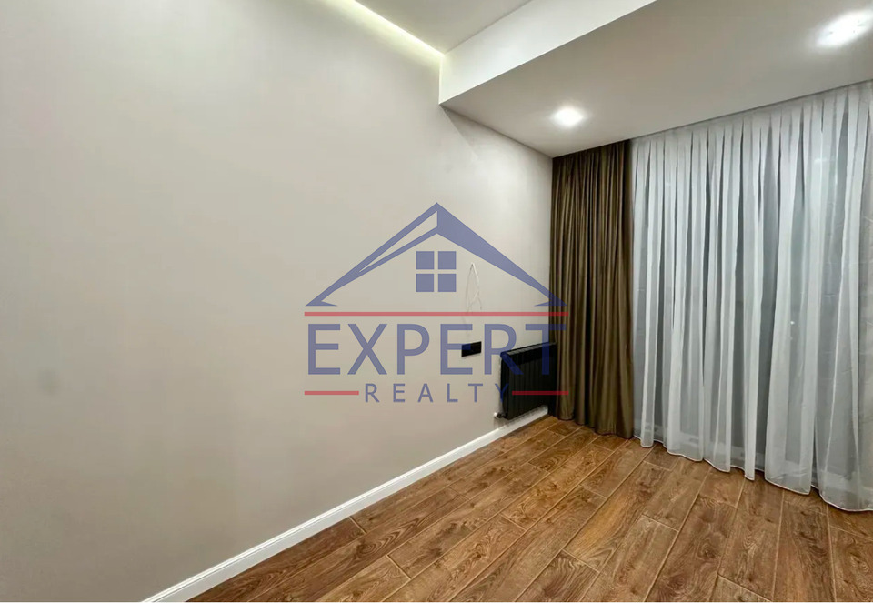 ԱՐԱԲԿԻՐ, ԿՈՄԻՏԱՍԻ ՊՈՂՈՏԱ, 3 ՍԵՆՅԱԿ