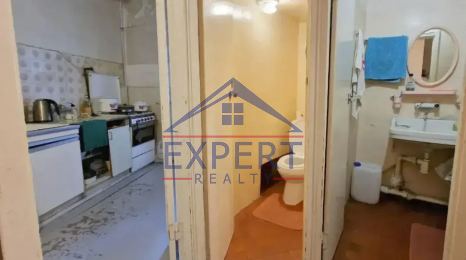 ԱՐԱԲԿԻՐ, ԿԱՍՅԱՆ ՓՈՂՈՑ, 3 ՍԵՆՅԱԿ