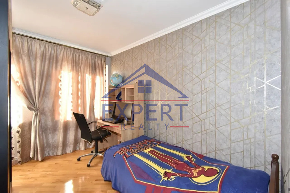 ՆՈՐ ՆՈՐՔ, ԲԱԳՐևԱՆԴ ԹԱՂԱՄԱՍ, 7 ՍԵՆՅԱԿ