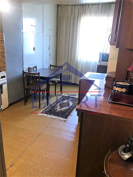 ԱՐԱԲԿԻՐ, ԿՈՄԻՏԱՍԻ ՊՈՂՈՏԱ, 3 ՍԵՆՅԱԿ