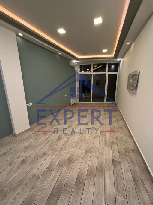 ԿԵՆՏՐՈՆ, ՉԱՐԵՆՑԻ ՓՈՂՈՑ, 530 ՔՄ․