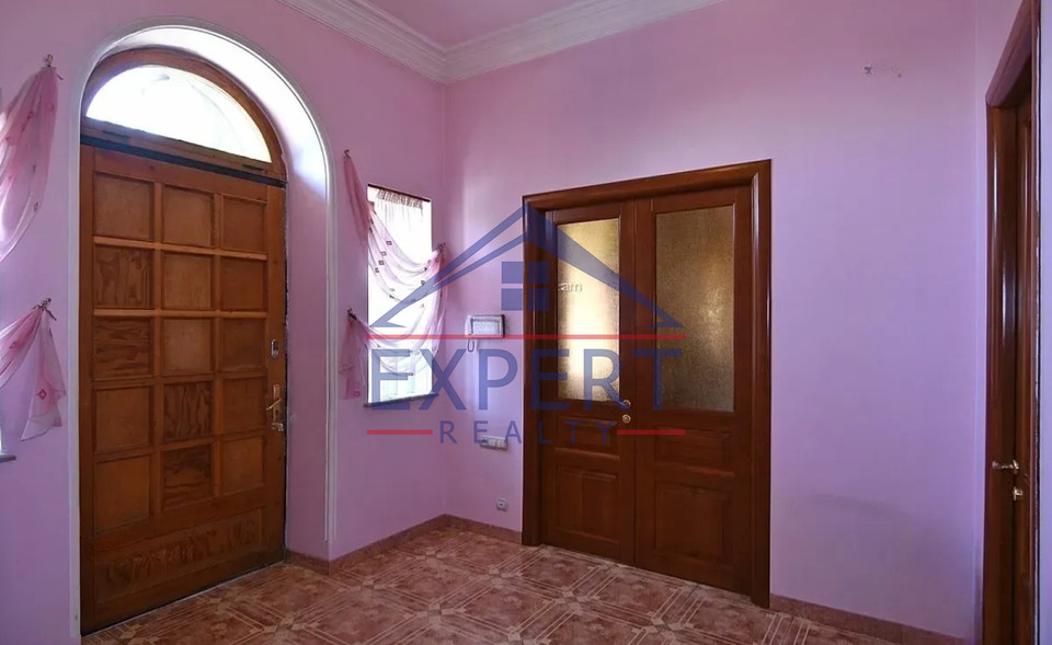 ՔԱՆԱՔԵՌ-ԶԵՅԹՈՒՆ, ԳՈԳՈԼԻ ՓՈՂՈՑ, 6 ՍԵՆՅԱԿ