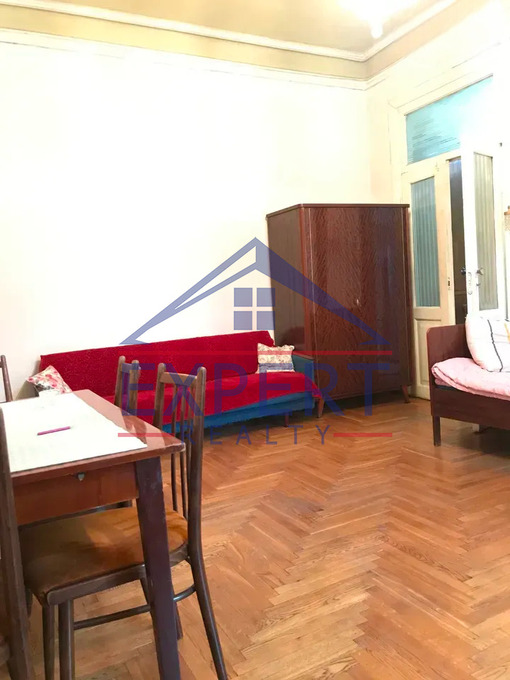 ԿԵՆՏՐՈՆ, ՊԱՐՈՆՅԱՆ ՓՈՂՈՑ, 2 ՍԵՆՅԱԿ