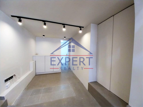 ԿԵՆՏՐՈՆ, ԼԵՈՅԻ ՓՈՂՈՑ, 60 ՔՄ․