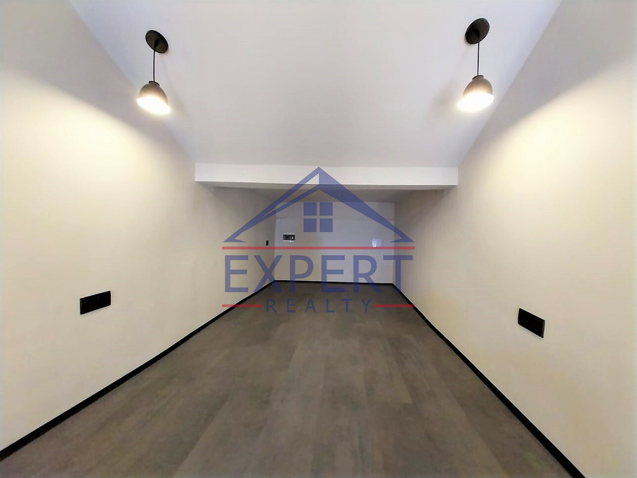 ԿԵՆՏՐՈՆ, ԼԵՈՅԻ ՓՈՂՈՑ, 60 ՔՄ․