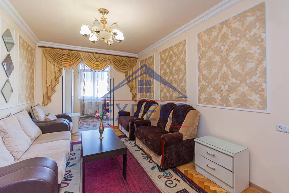 ԱՐԱԲԿԻՐ, ԿՈՄԻՏԱՍ, 2 ՍԵՆՅԱԿ