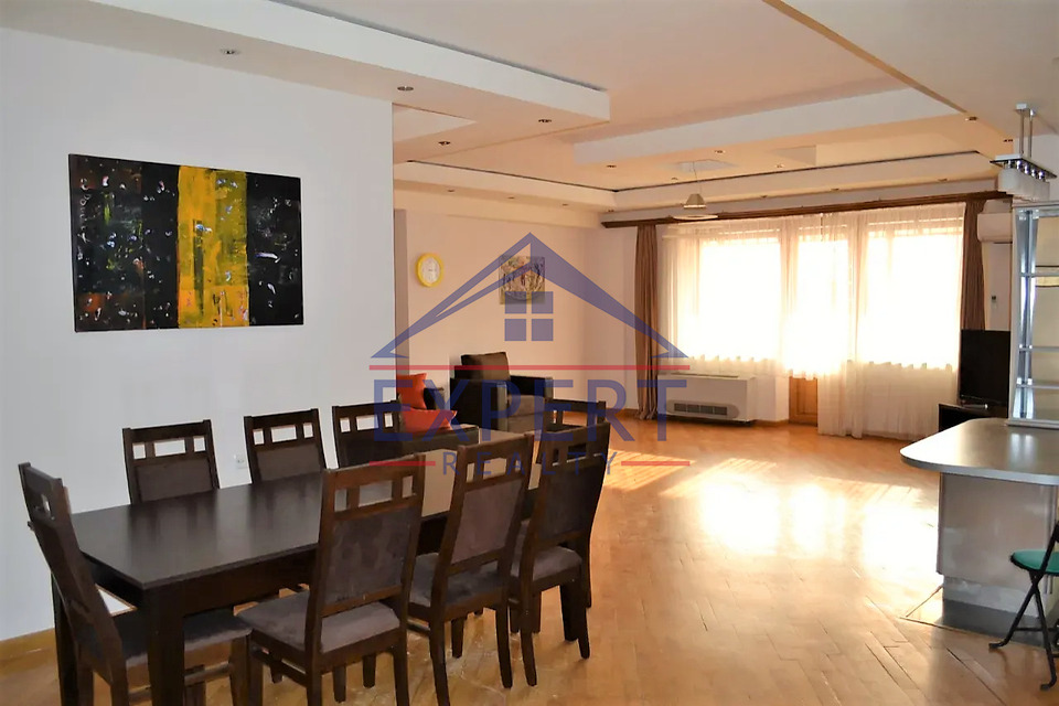 ԿԵՆՏՐՈՆ, ՀՅՈՒՍԻՍԱՅԻՆ ՊՈՂՈՏԱ, 3 ՍԵՆՅԱԿ