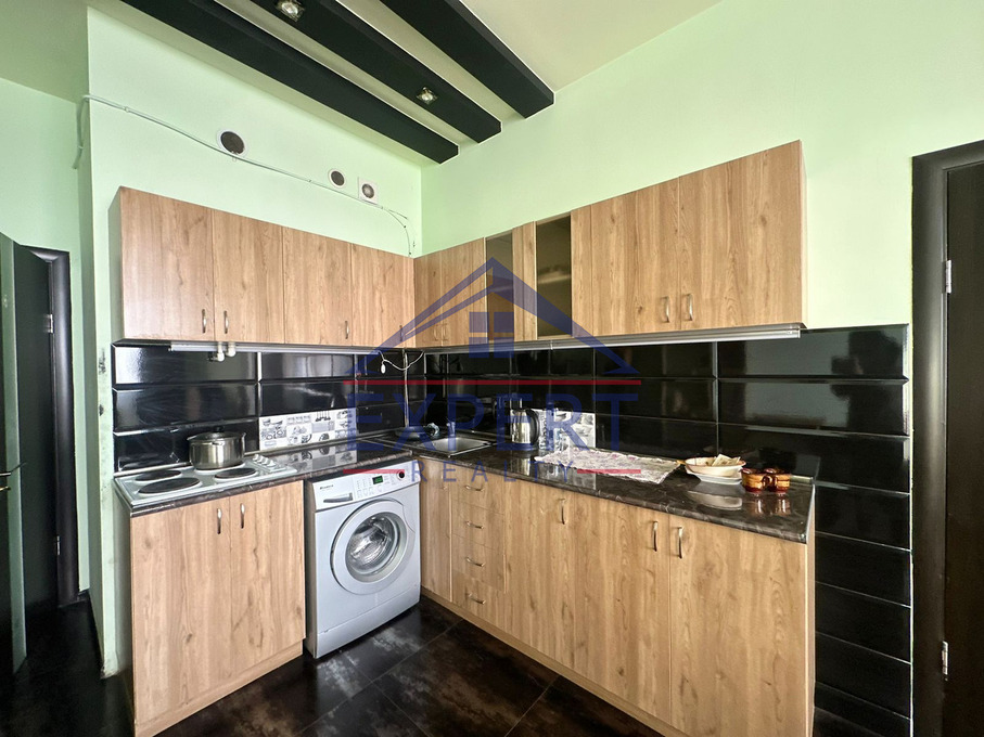 ԿԵՆՏՐՈՆ, ԱՐԳԻՇՏԻ ՓՈՂՈՑ, 2 ՍԵՆՅԱԿ