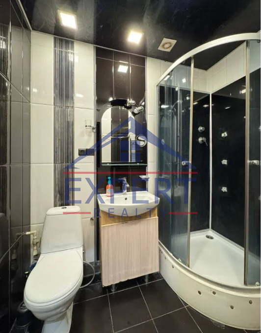 ԿԵՆՏՐՈՆ, ԱՐԳԻՇՏԻ ՓՈՂՈՑ, 2 ՍԵՆՅԱԿ