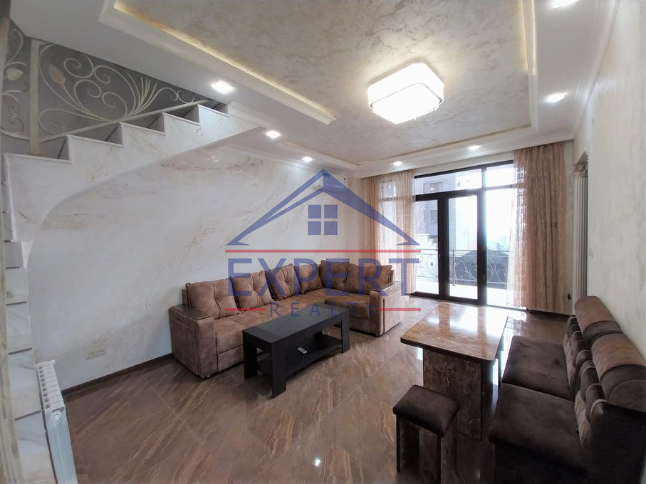 ԿԵՆՏՐՈՆ, ԱՆՏԱՌԱՅԻՆ ՓՈՂՈՑ, 4 ՍԵՆՅԱԿ