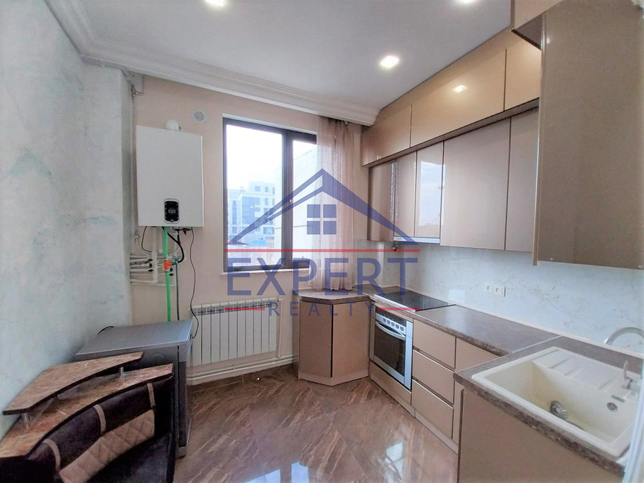 ԿԵՆՏՐՈՆ, ԱՆՏԱՌԱՅԻՆ ՓՈՂՈՑ, 4 ՍԵՆՅԱԿ