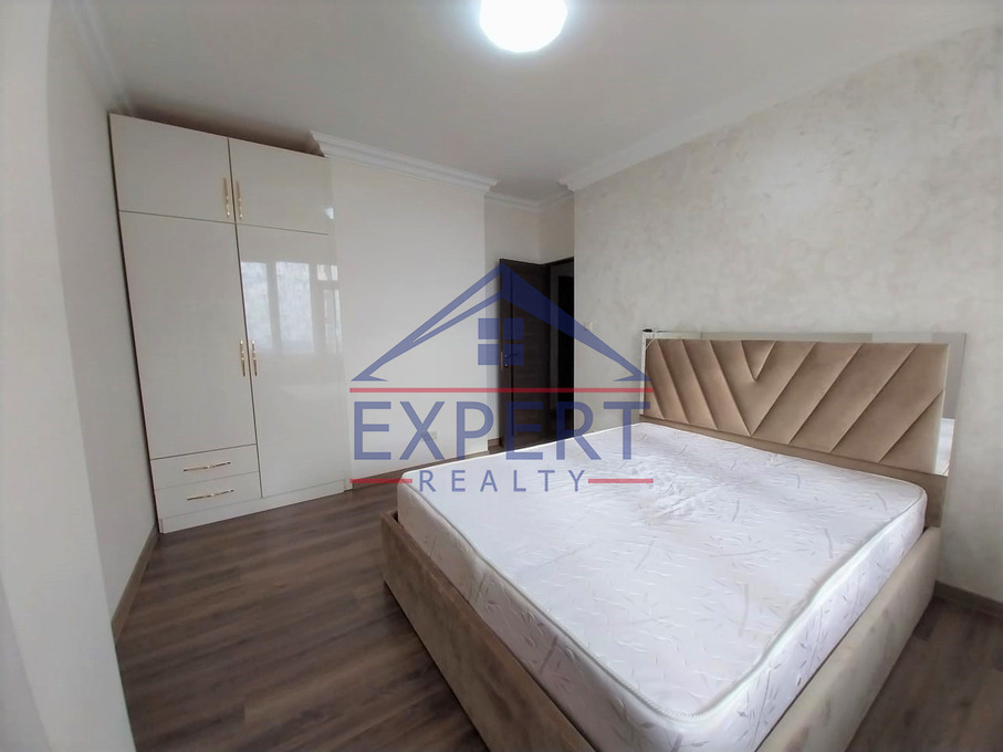 ԿԵՆՏՐՈՆ, ԱՆՏԱՌԱՅԻՆ ՓՈՂՈՑ, 4 ՍԵՆՅԱԿ