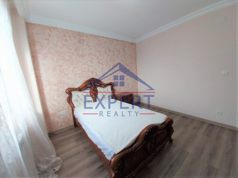 ԿԵՆՏՐՈՆ, ԱՆՏԱՌԱՅԻՆ ՓՈՂՈՑ, 4 ՍԵՆՅԱԿ