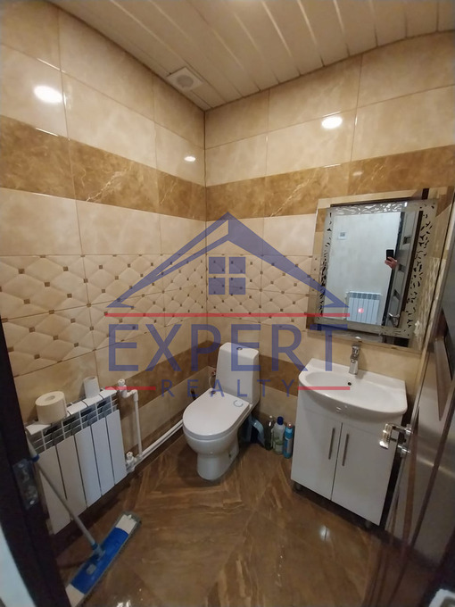 ԿԵՆՏՐՈՆ, ԱՆՏԱՌԱՅԻՆ ՓՈՂՈՑ, 4 ՍԵՆՅԱԿ