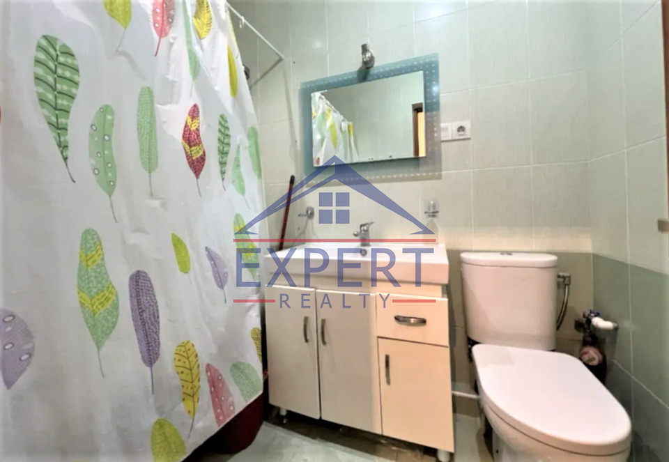 ԿԵՆՏՐՈՆ, ԱՐԳԻՇՏԻ ՓՈՂՈՑ, 3 ՍԵՆՅԱԿ