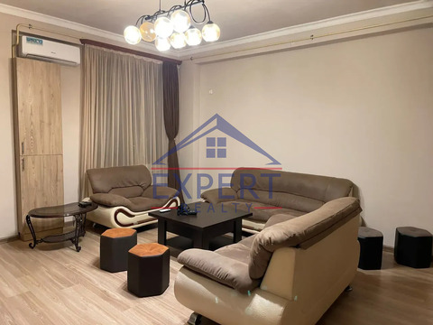 ԿԵՆՏՐՈՆ, ԱՐԳԻՇՏԻ ՓՈՂՈՑ, 3 ՍԵՆՅԱԿ