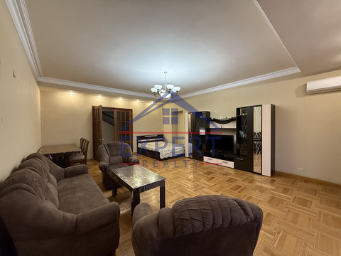 ԿԵՆՏՐՈՆ, ԶԱՔՅԱՆ ՓՈՂՈՑ, 4 ՍԵՆՅԱԿ