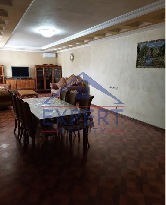 ԱՎԱՆ ,ՄԱՐՇԱԼ ԽՈՒԴՅԱԿՈՎԻ ՓՈՂՈՑ 4 ՍԵՆՅԱԿ