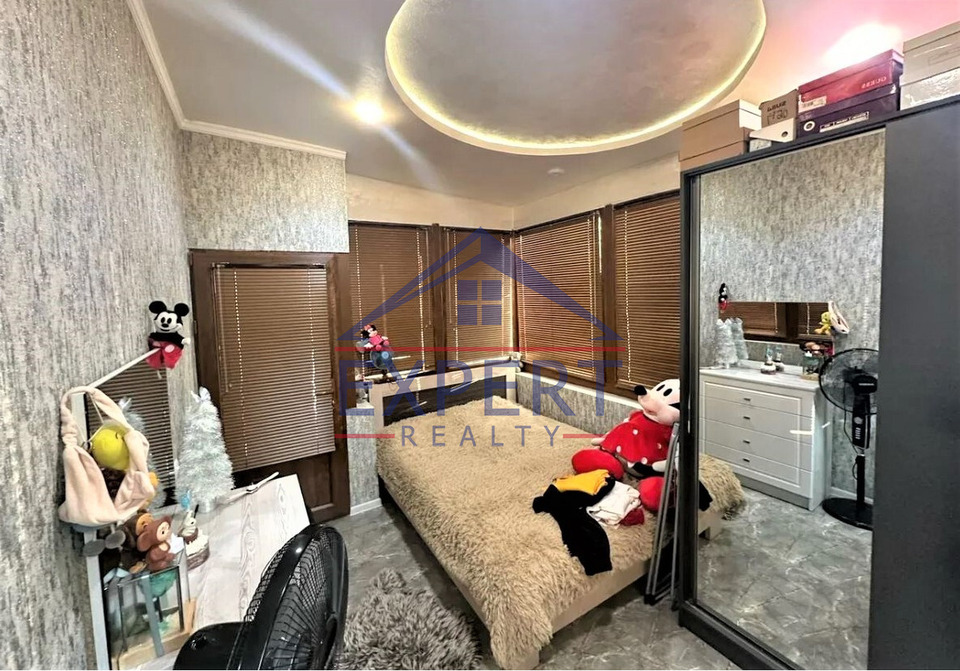 ԱՐԱԲԿԻՐ, ԿՈՄԻՏԱՍԻ ՊՈՂՈՏԱ, 3 ՍԵՆՅԱԿ