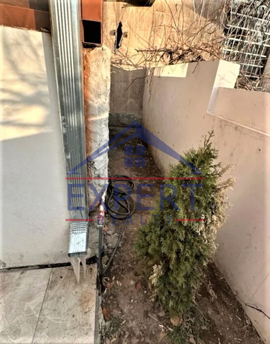 ԱՐԱԲԿԻՐ, ԿՈՄԻՏԱՍԻ ՊՈՂՈՏԱ, 3 ՍԵՆՅԱԿ