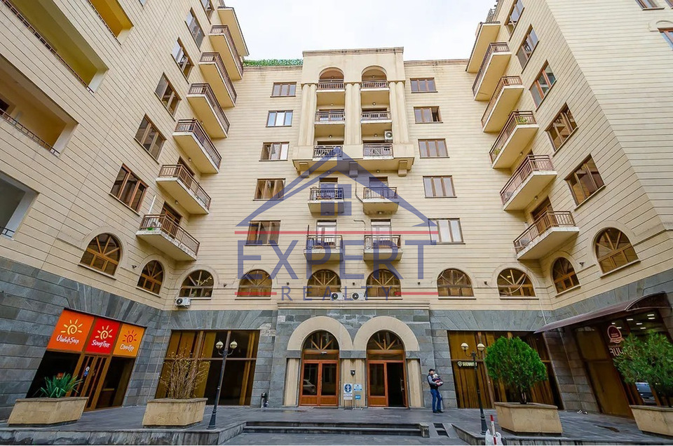 ԿԵՆՏՐՈՆ, ԲՈՒԶԱՆԴԻ ՓՈՂՈՑ, 3 ՍԵՆՅԱԿ