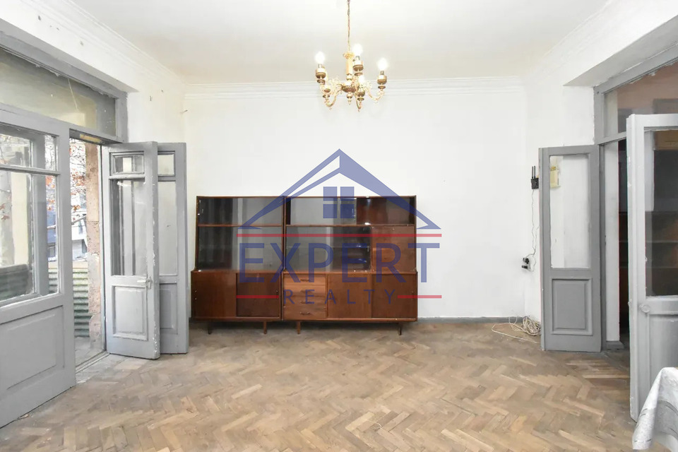 ԱՐԱԲԿԻՐ, ՇԻՐՎԱՆԶԱԴԵԻ ՓՈՂՈՑ, 4 ՍԵՆՅԱԿ
