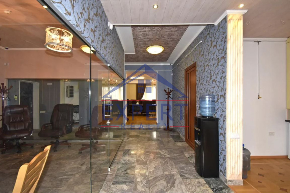 ԿԵՆՏՐՈՆ, ՍԱՐՅԱՆ ՓՈՂՈՑ, 105 ՔՄ