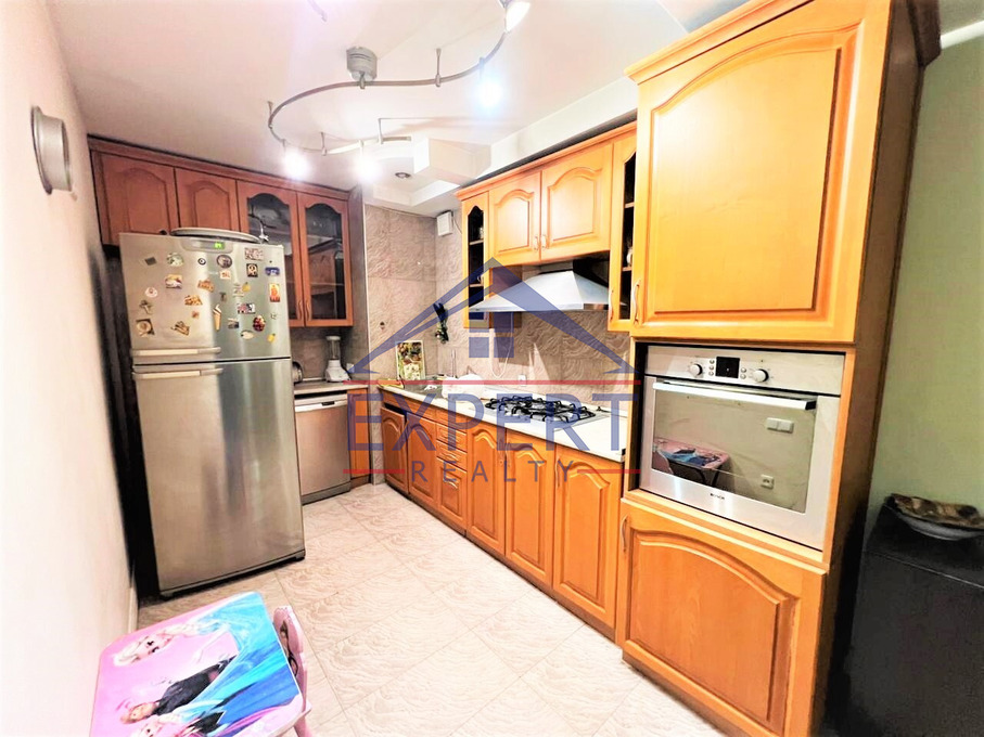 ԿԵՆՏՐՈՆ, ՊՈՒՇԿԻՆԻ ՓՈՂՈՑ, 100ՔՄ