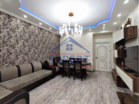 ԿԵՆՏՐՈՆ, ՏԻԳՐԱՆ ՄԵԾԻ ՊՈՂՈՏԱ, 4 ՍԵՆՅԱԿ