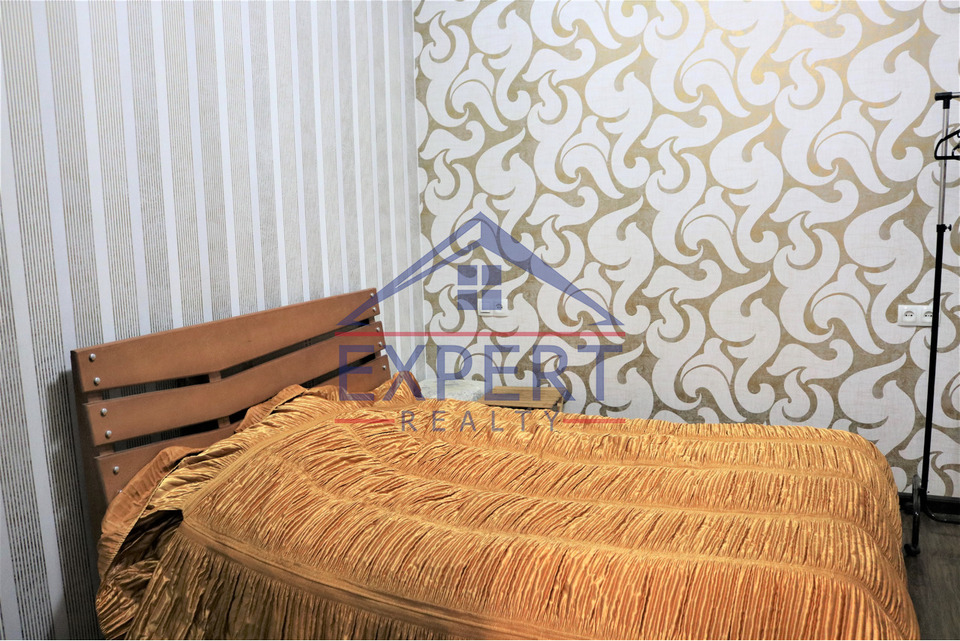 ԿԵՆՏՐՈՆ, ՎԵՐԻՆ ԱՆՏԱՌԱՅԻՆ ՓՈՂՈՑ, 3 ՍԵՆՅԱԿ