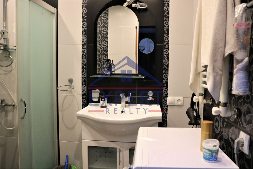 ԿԵՆՏՐՈՆ, ՎԵՐԻՆ ԱՆՏԱՌԱՅԻՆ ՓՈՂՈՑ, 3 ՍԵՆՅԱԿ