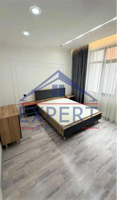 ԿԵՆՏՐՈՆ, 3 ՍԵՆՅԱԿ