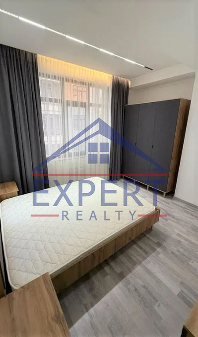 ԿԵՆՏՐՈՆ, 3 ՍԵՆՅԱԿ