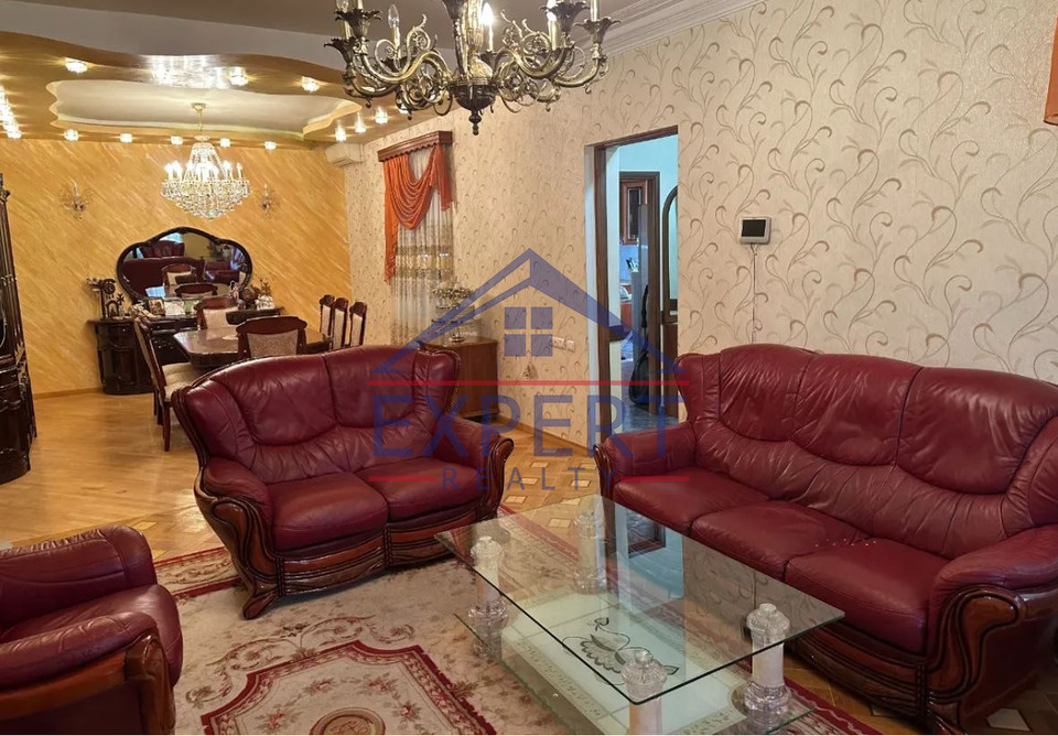 ԷՐԵԲՈՒՆԻ  ,ՆՈՐ ԱՐԵՇԻ ՓՈՂՈՑ   5 ՍԵՆՅԱԿ