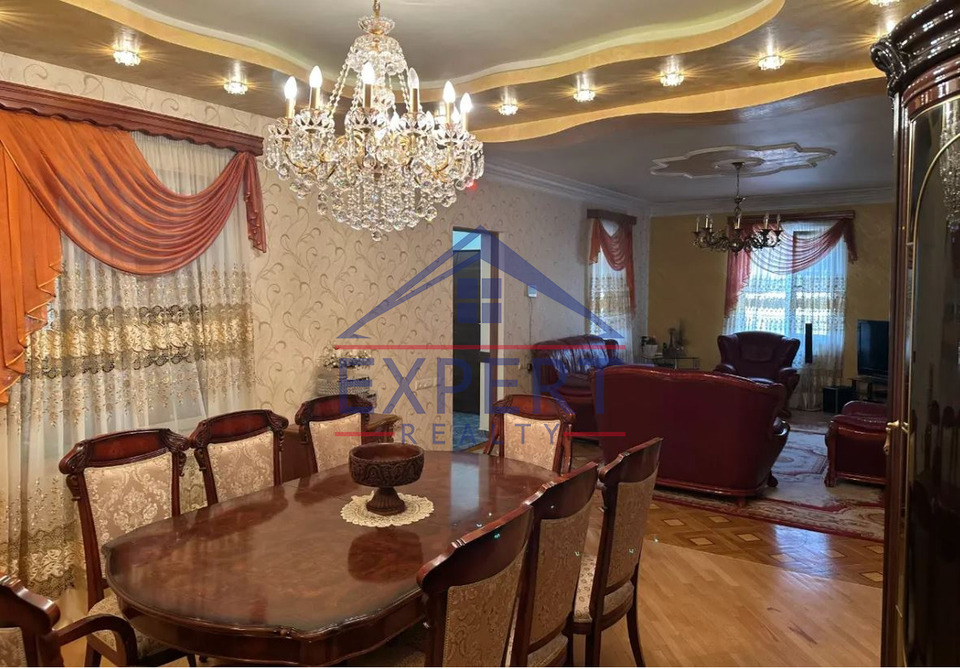 ԷՐԵԲՈՒՆԻ  ,ՆՈՐ ԱՐԵՇԻ ՓՈՂՈՑ   5 ՍԵՆՅԱԿ