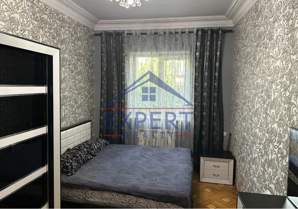 ԷՐԵԲՈՒՆԻ  ,ՆՈՐ ԱՐԵՇԻ ՓՈՂՈՑ   5 ՍԵՆՅԱԿ