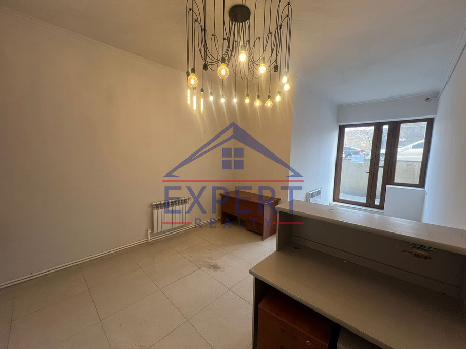 ԿԵՆՏՐՈՆ, ԱՐԳԻՇՏԻ ՓՈՂՈՑ, 95 ՔՄ