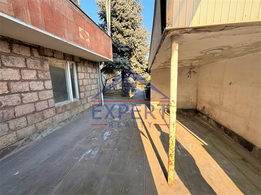 ԷՐԵԲՈՒՆԻ, ԳԱՋԵԳՈՐԾՆԵՐԻ ՓՈՂՈՑ 7ՍԵՆՅԱԿ