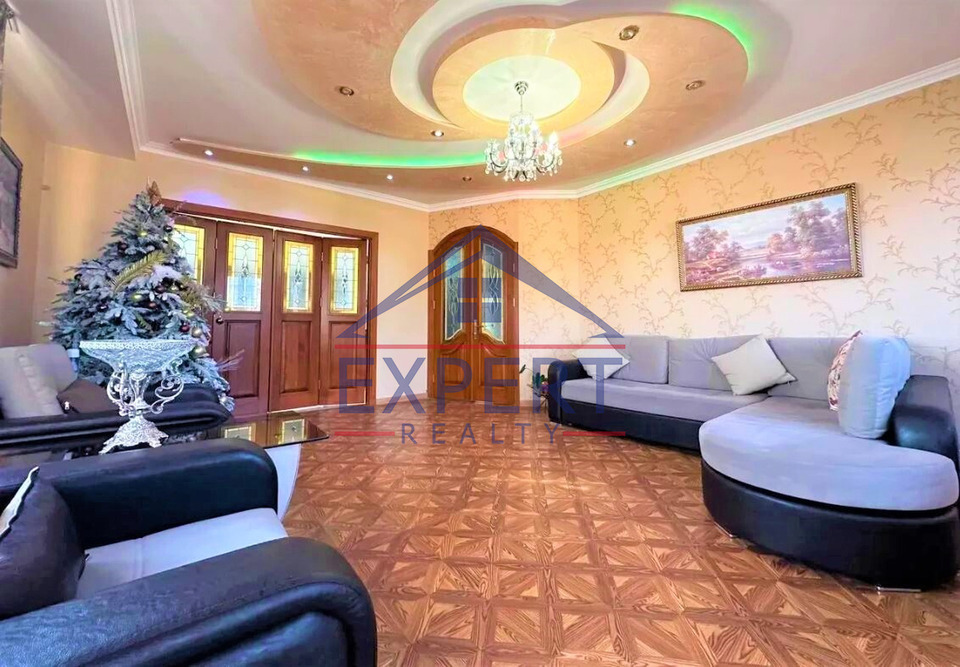 ԱՐԱԲԿԻՐ, ԱՐԱՄ ԽԱՉԱՏՐՅԱՆ ՓՈՂՈՑ 3ՍԵՆՅԱԿ