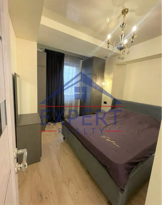 ԿԵՆՏՐՈՆ, ՏԻԳՐԱՆ ՄԵԾ ՊՈՂՈՏԱ, 2 ՍԵՆՅԱԿ