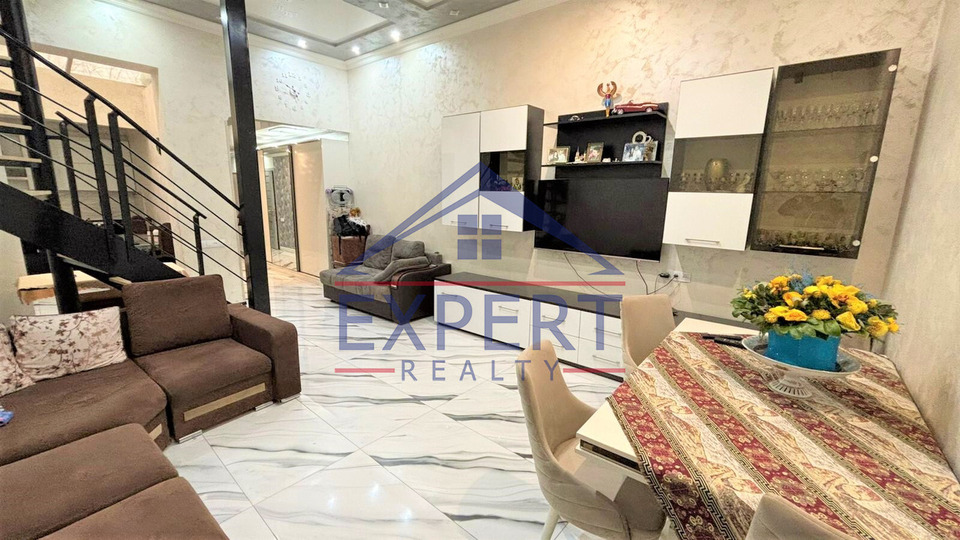 էՐԵԲՈՒՆԻ, ՎԱՐԴԱՆ ԱՃԵՄՅԱՆ ՓՈՂՈՑ, 4ՍԵՆՅԱԿ