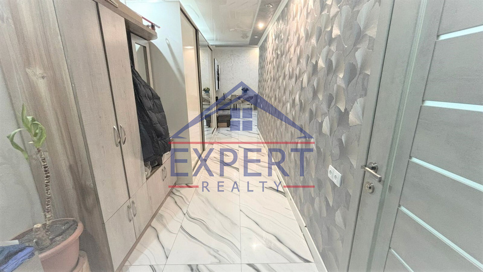 էՐԵԲՈՒՆԻ, ՎԱՐԴԱՆ ԱՃԵՄՅԱՆ ՓՈՂՈՑ, 4ՍԵՆՅԱԿ