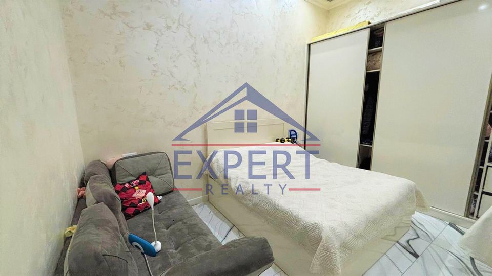 էՐԵԲՈՒՆԻ, ՎԱՐԴԱՆ ԱՃԵՄՅԱՆ ՓՈՂՈՑ, 4ՍԵՆՅԱԿ