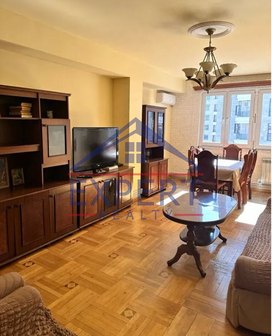 ԿԵՆՏՐՈՆ, ԲՐՅՈՒՍՈՎԻ ՓՈՂՈՑ, 3 ՍԵՆՅԱԿ